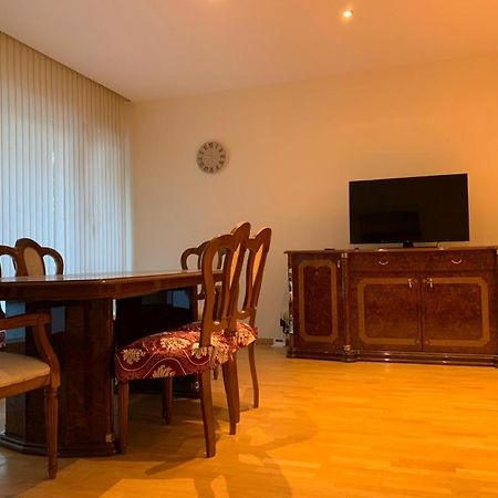Lovely Two Bedroom Apartment With Free Parking Anvers Exterior foto
