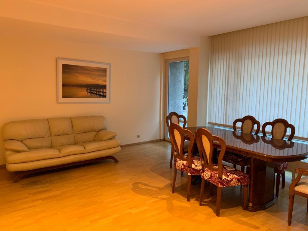 Lovely Two Bedroom Apartment With Free Parking Anvers Exterior foto
